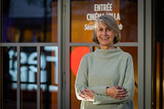 <span style='display:inline-block; background-color:#DF071E; width: 100%;padding:5px;'>Valeria Camporesi</span>